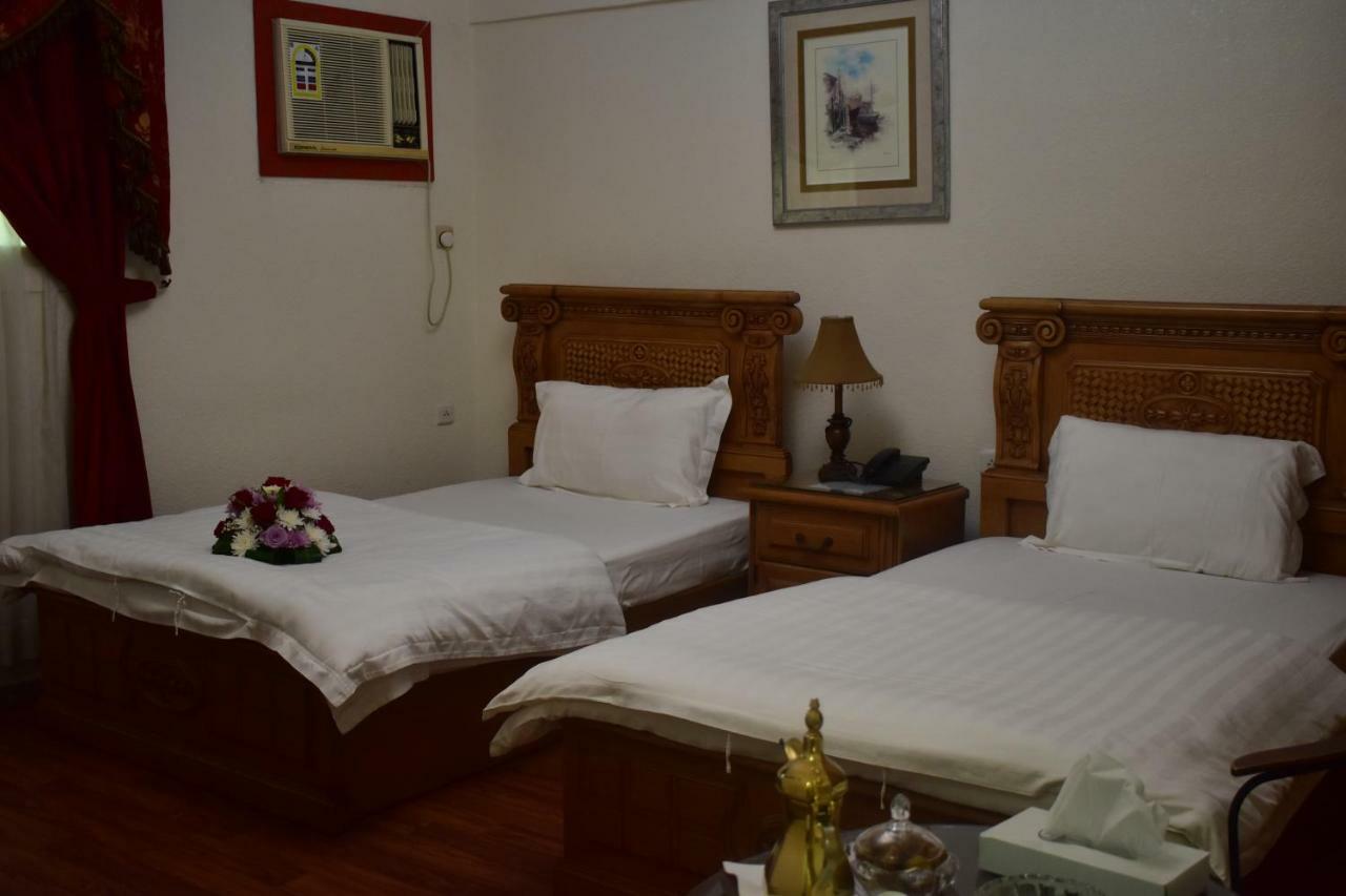 Genac Hotel Yanbu Buitenkant foto