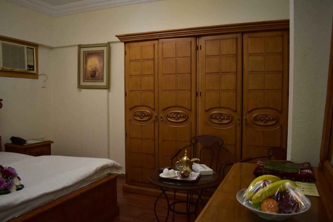 Genac Hotel Yanbu Buitenkant foto