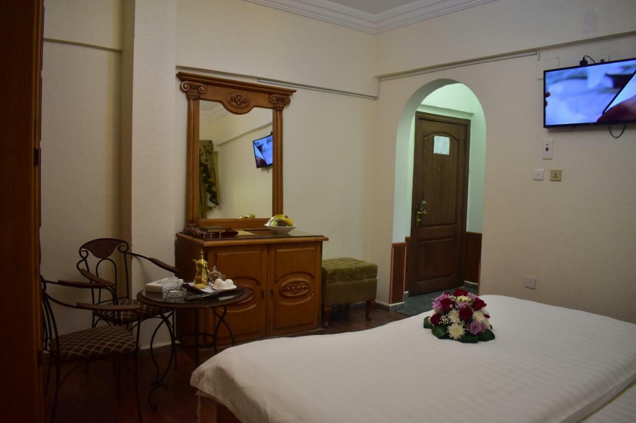 Genac Hotel Yanbu Buitenkant foto